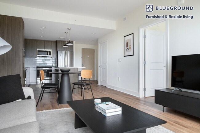 Foto del edificio - 1446 S Grant St