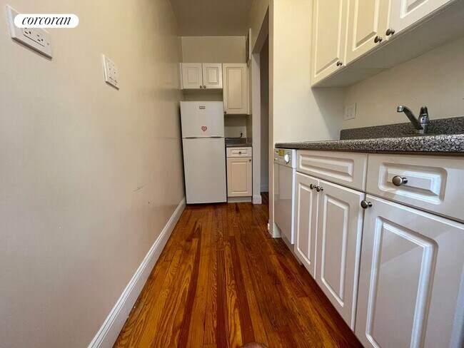 Foto del edificio - 151 E 90th St