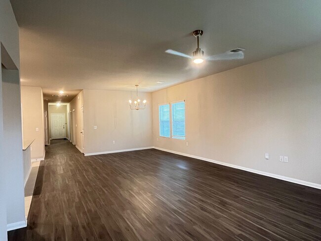 Building Photo - 17312 Borromeo Ave