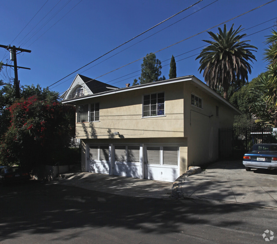 Building Photo - Highland Park Villas