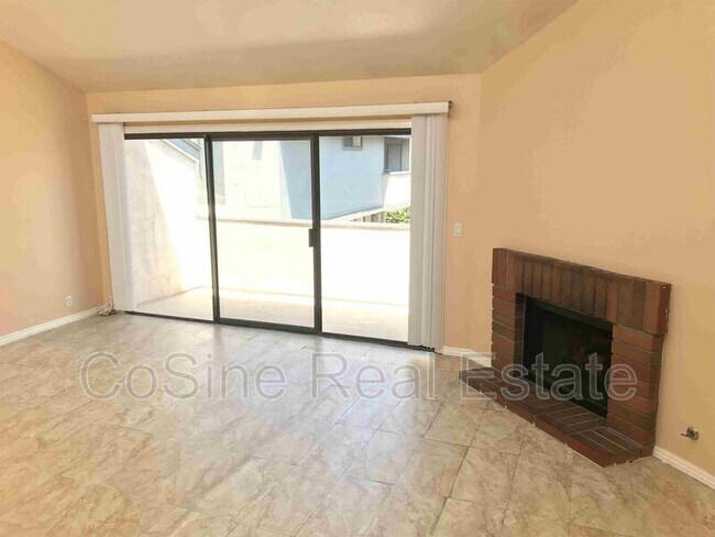 Foto del edificio - 2135 E Valley Pkwy