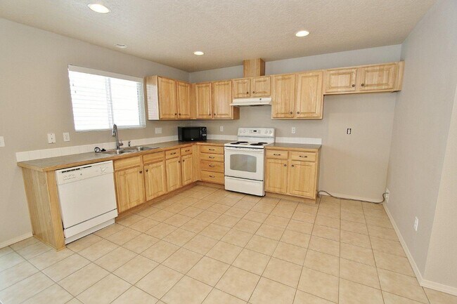 Foto del edificio - 6613 S Covewood Way