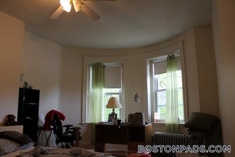 Building Photo - 1381 Commonwealth Ave