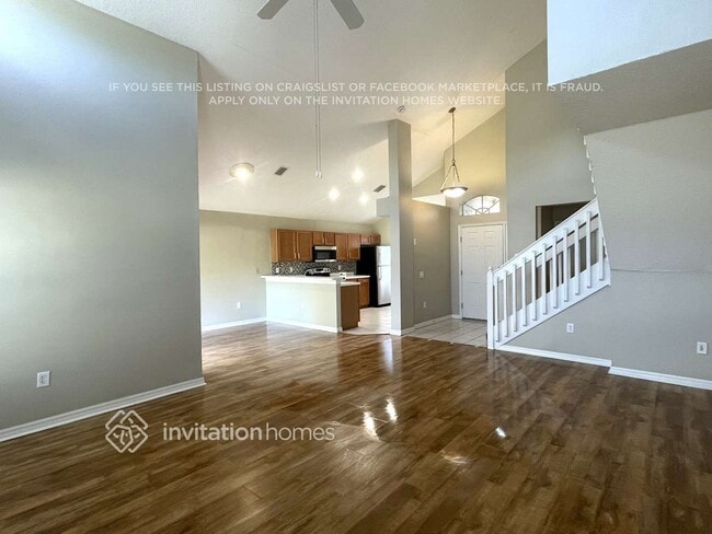 Foto del edificio - 12840 Kings Lake Dr