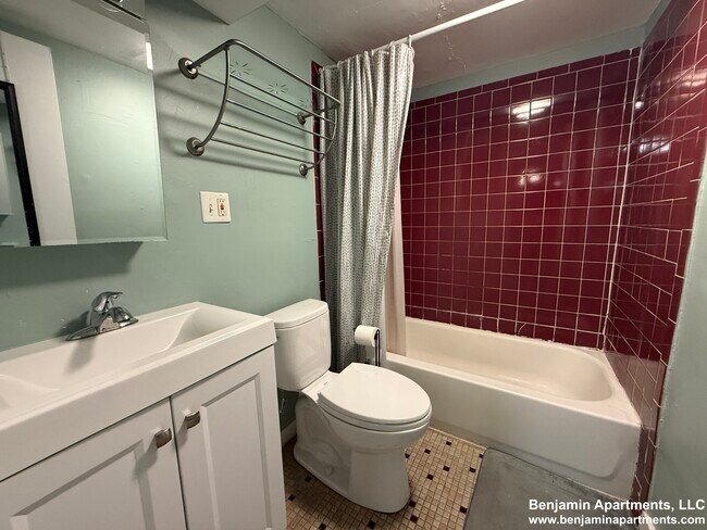 Foto del edificio - 890 Huntington Ave