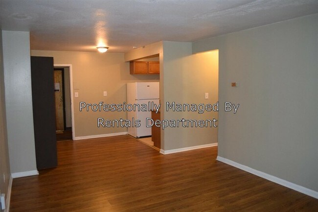 Building Photo - 14610 Greenfield Rd