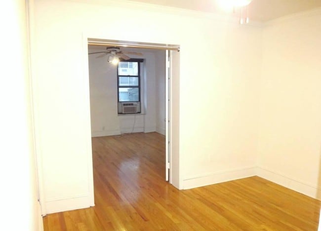 Building Photo - 1601 York Ave