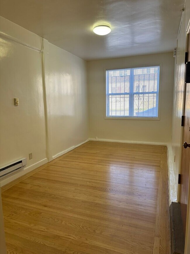 Foto del edificio - 465 Church St