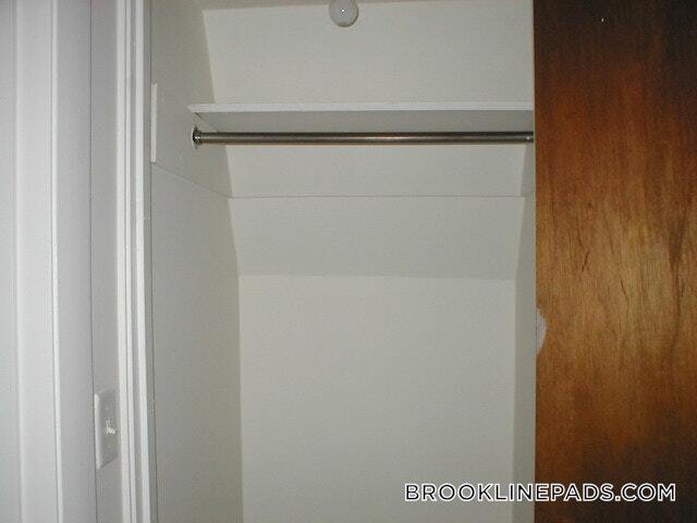 Foto del edificio - 1223 Beacon St
