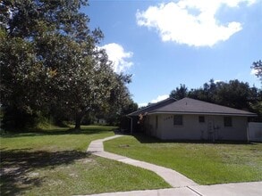 Building Photo - 1088 Melville Rd