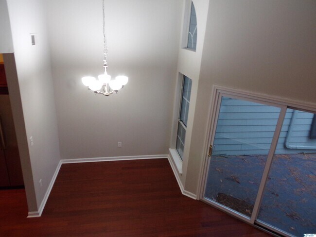 Building Photo - 108 Stone Meadow Ln
