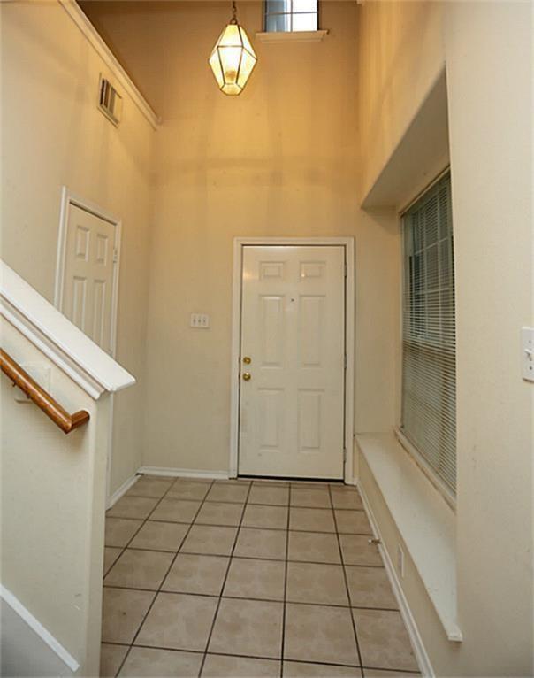 Building Photo - 2923 Loganberry Park Ln