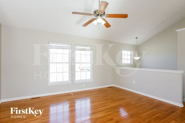 Foto del edificio - 8547 N Gower Ave