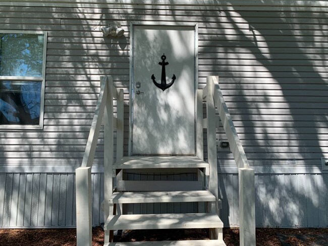 Building Photo - 3223 Angelfish Cove