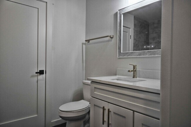 Foto del edificio - 4609 E C St
