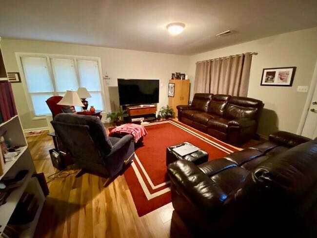 Building Photo - 14113 Liberty Oaks Cir