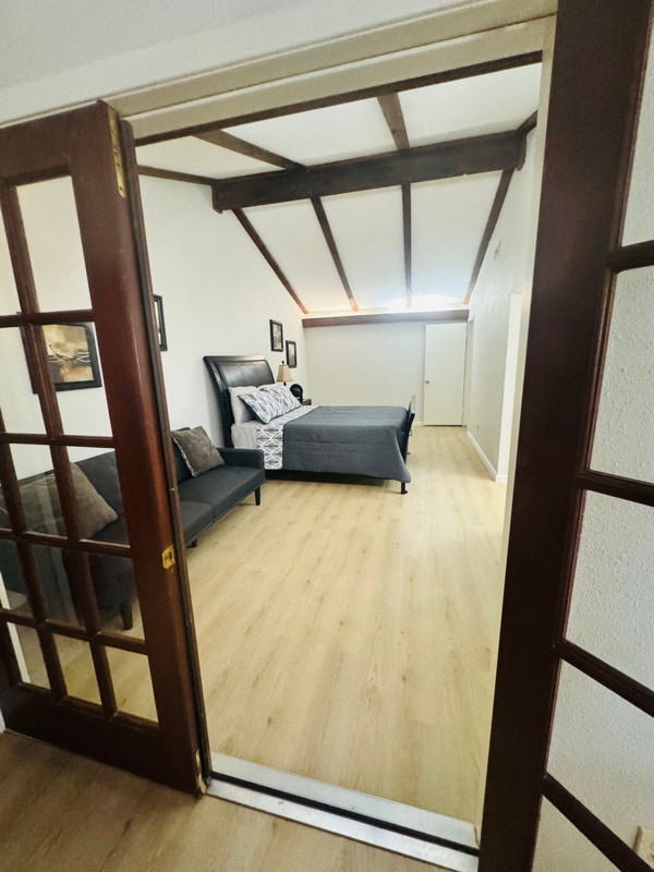 Photo - 8339 Thorncliff Dr House