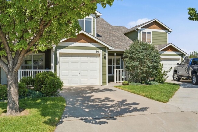 Building Photo - 802 Waterglen Dr