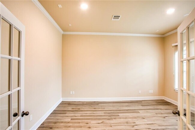 Building Photo - 15033 Via Del Corso Dr