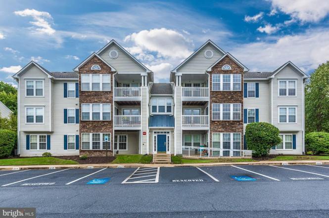 Foto principal - 6405 Weatherby Ct