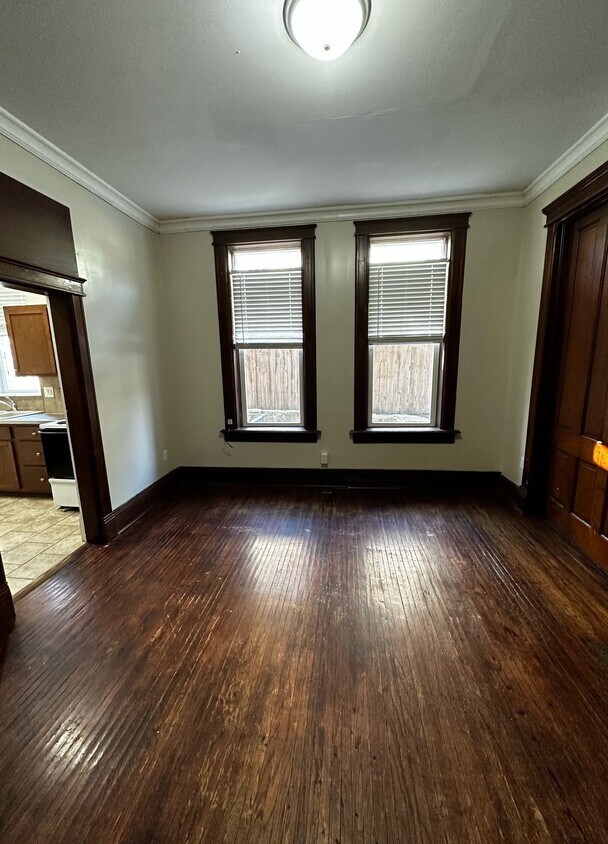 Foto principal - 422 Loras Blvd