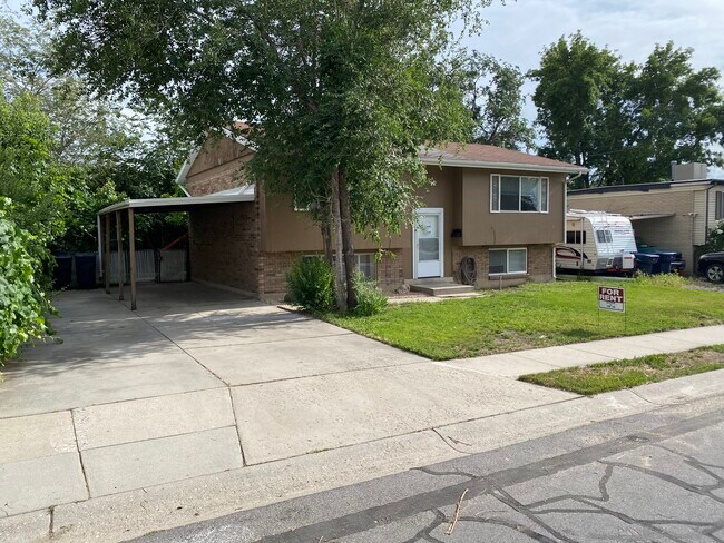Building Photo - 95 W 8710 S