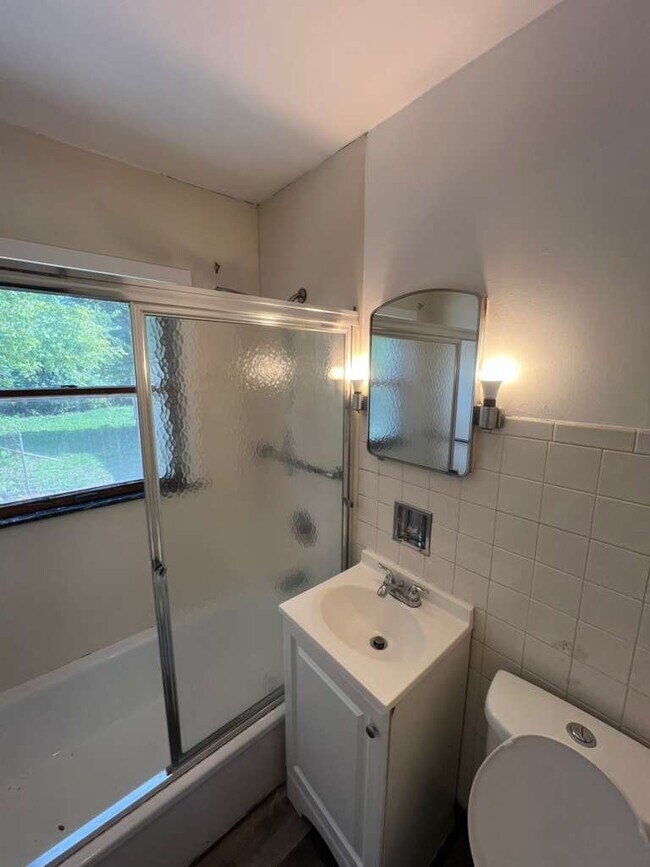 Foto del edificio - 5262 N 50th St