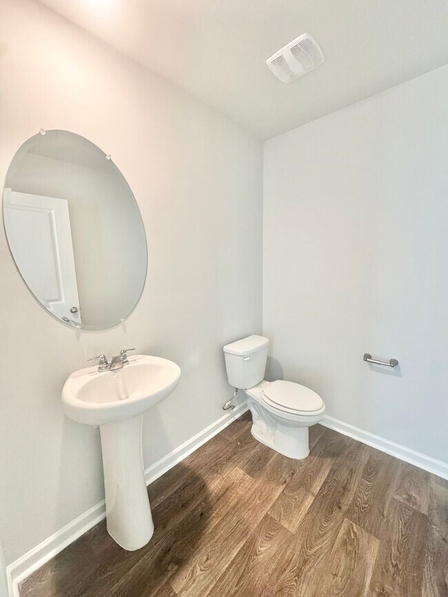 Foto del edificio - Available August 13!!