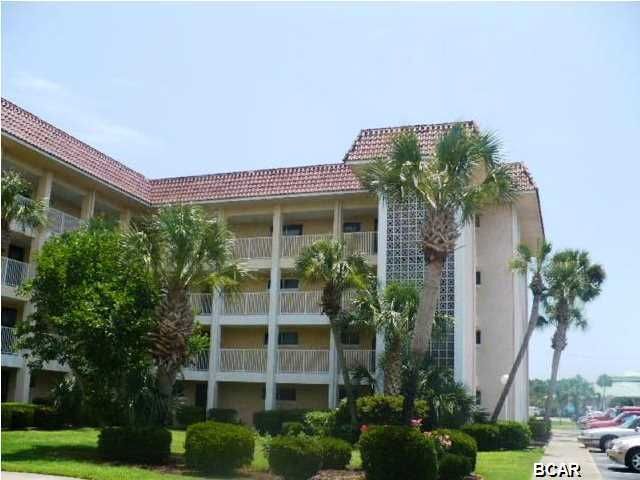 Primary Photo - 112 Fairway Blvd