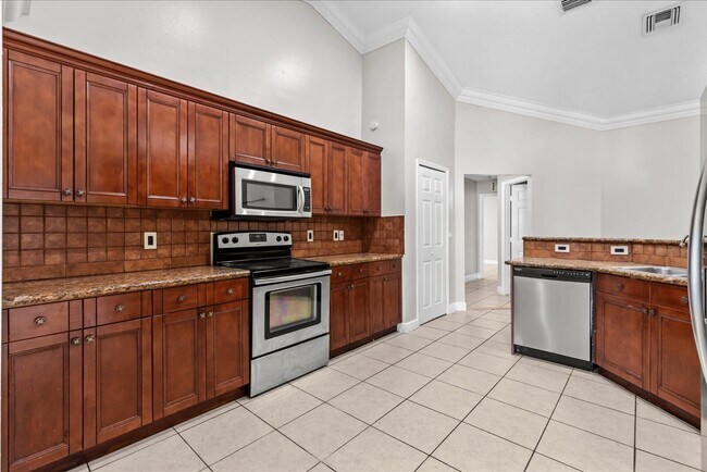 Foto del edificio - 3718 SW Masilunas St