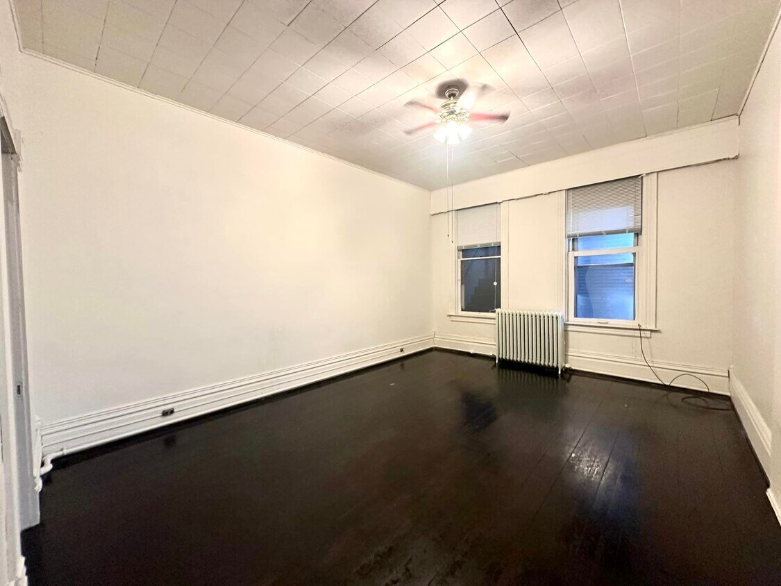 206 4th St S Unit 206 4th St. S 2, La Crosse, WI 54601 Apartments in