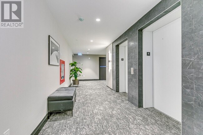 Photo du bâtiment - 490 Gordon Krantz Ave