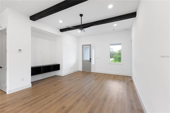 Foto del edificio - 1133 Hanover Ave