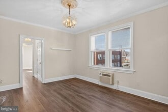 Building Photo - 1820 Swann St NW