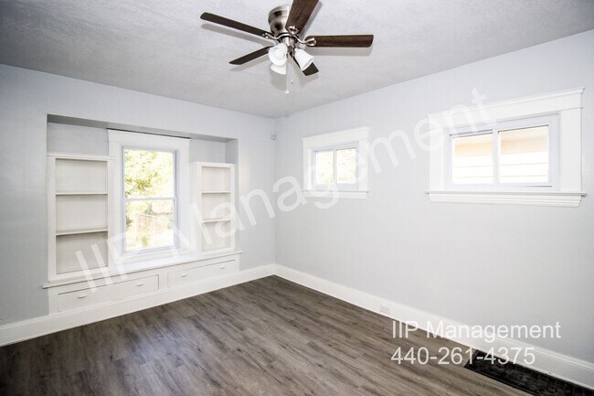 Building Photo - 3650 E 140th St