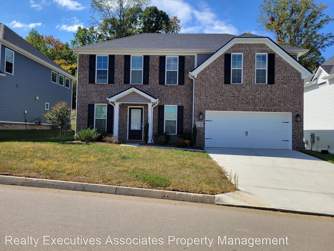 4 br, 3 bath House 1538 Ridge Climber Road House Rental in