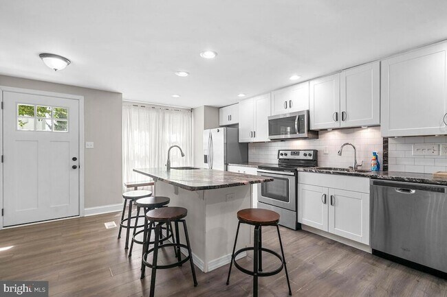 Foto del edificio - 8609 Hawk Run Terrace
