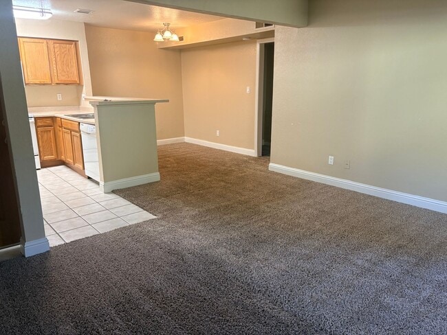 Building Photo - Villa Borgata Condo Available for Lease