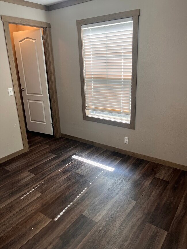 Foto del edificio - 4 Laurel Ct