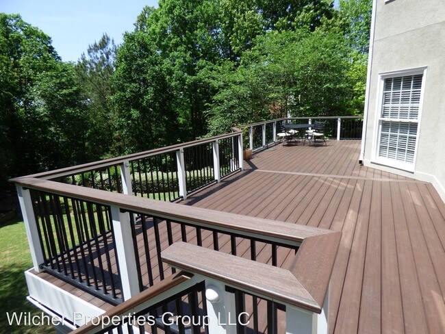 Foto del edificio - 5 br, 5.5 bath House - 810 Falls Point Cir