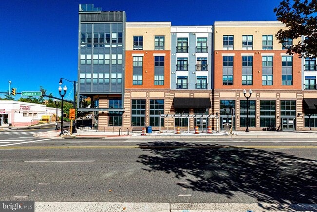 Building Photo - 989 S Buchanan St