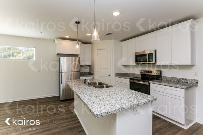 Building Photo - 11498 Camden Court Cir.