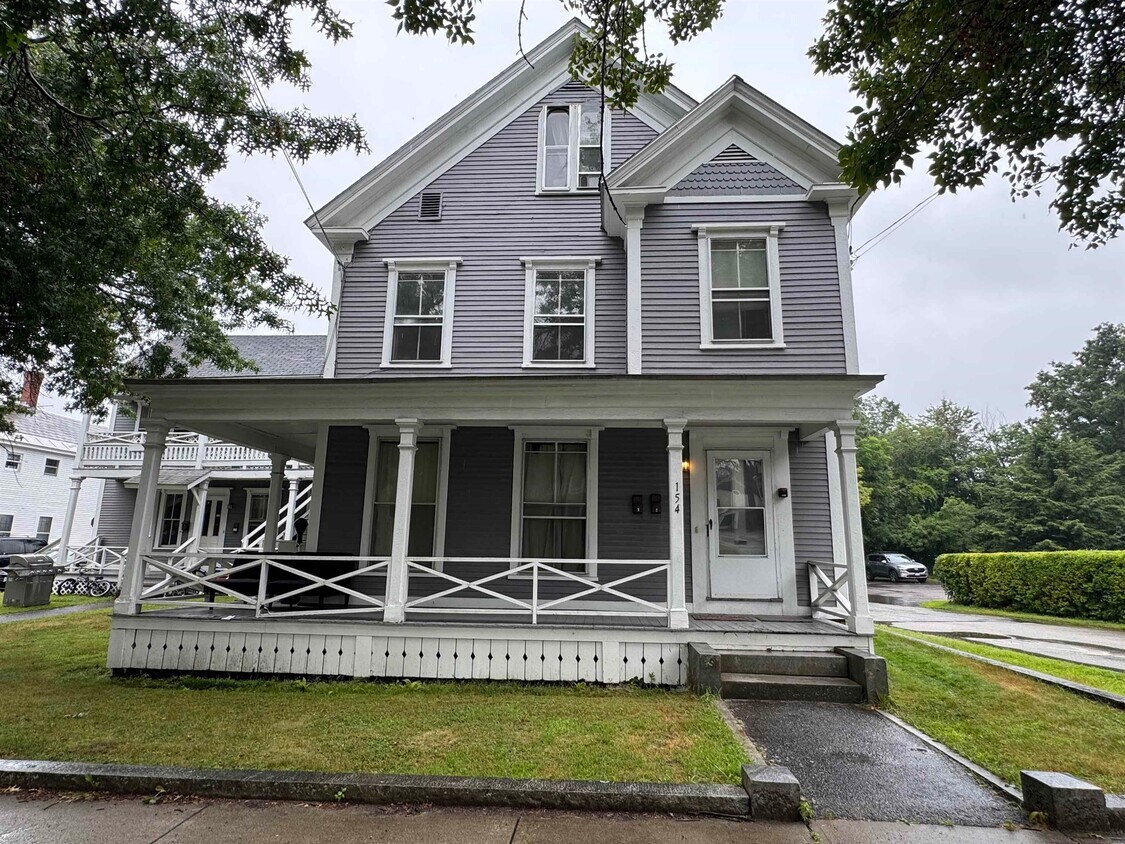 Foto principal - 154 Washington St