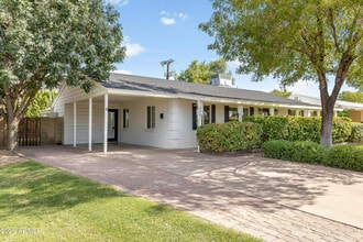 Building Photo - 808 E Cavalier Dr