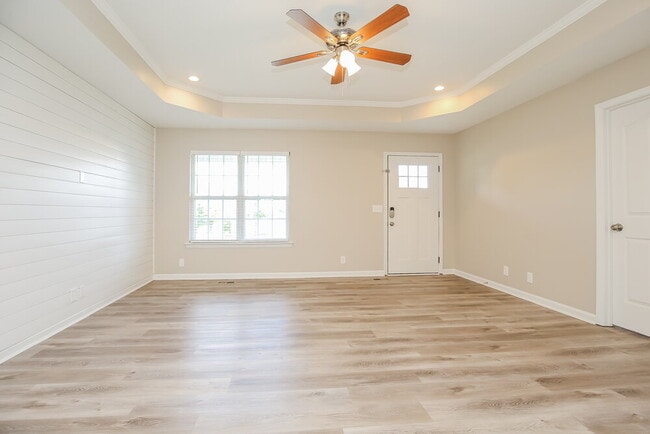 Building Photo - 1002 Wismar Ct