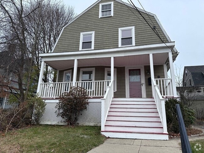 Building Photo - 169 Willow St