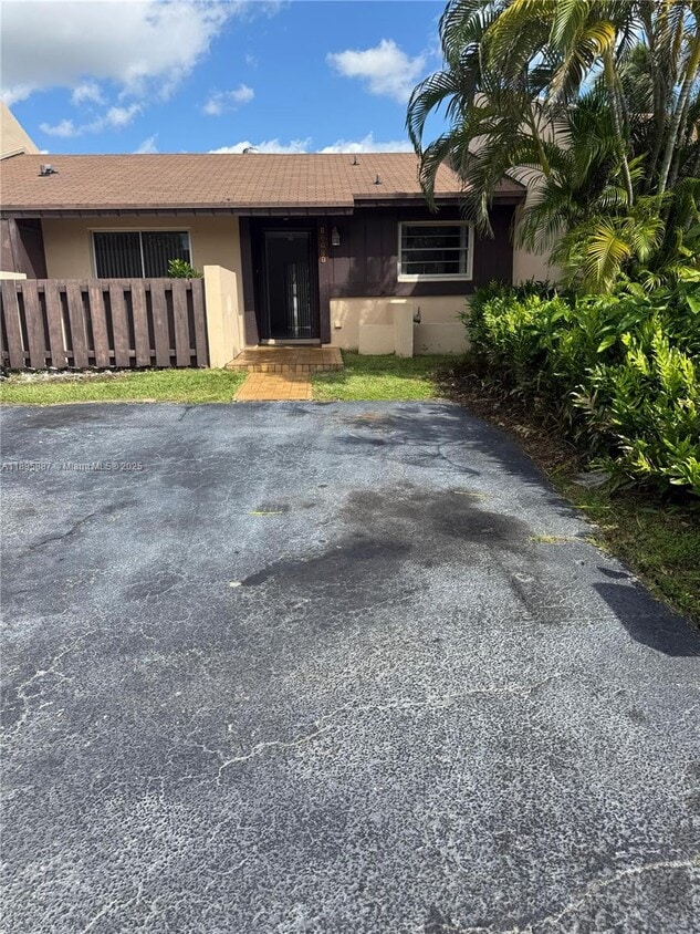 Foto principal - 12507 SW 110th South Canal St Rd