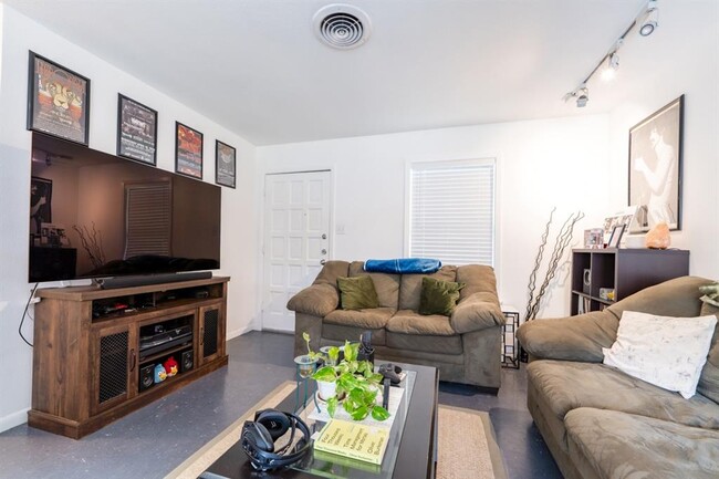 Building Photo - 4407 Terrilance Dr