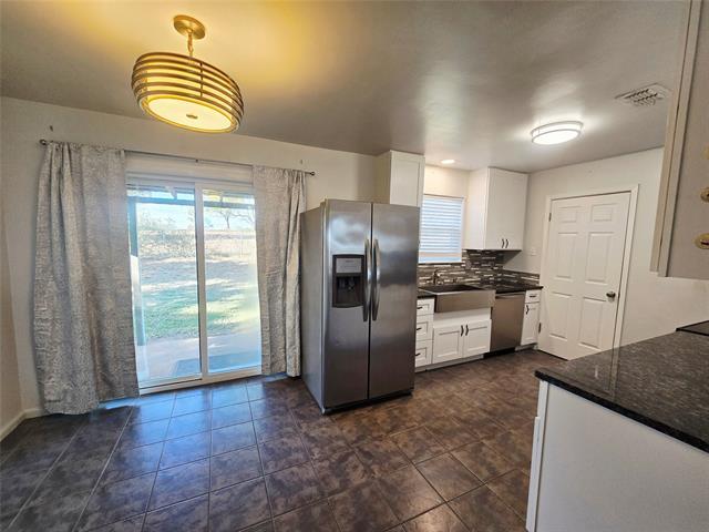 Foto del edificio - 2008 Rockview Dr