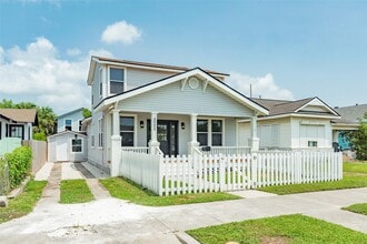 Building Photo - 3730 Avenue T